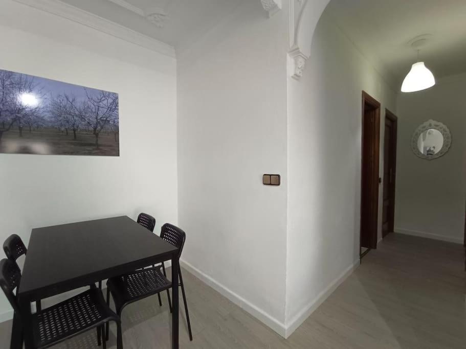 דירות Alcalá de Guadaira Oromana Loft מראה חיצוני תמונה